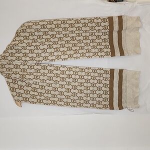 Michael Kors Jet Set Reversible Logo Scarf‎